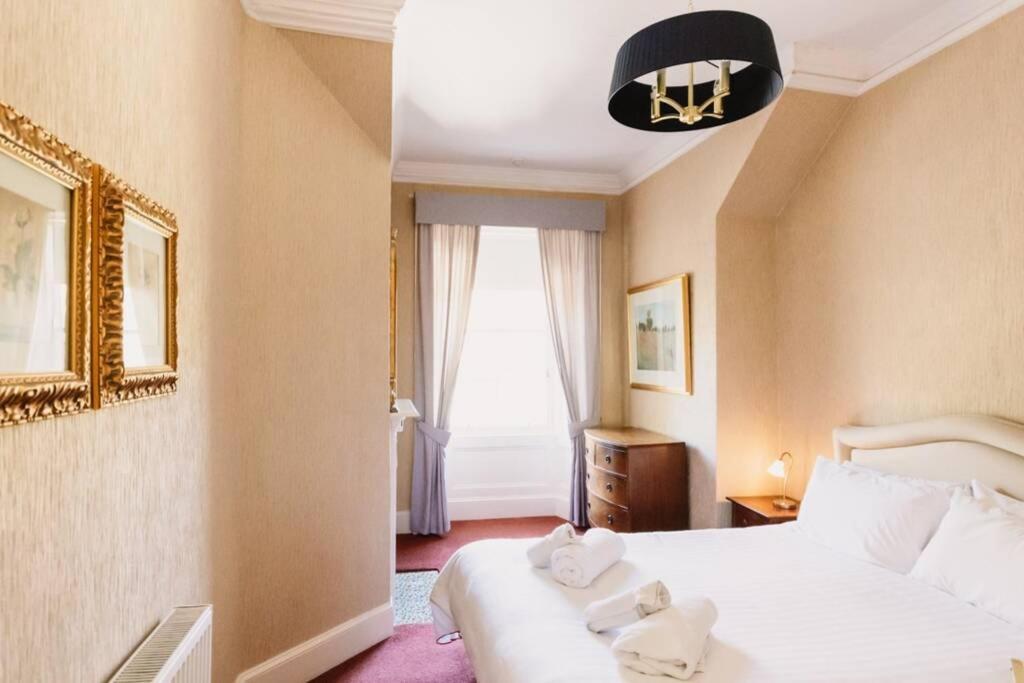 Wallace Apartment - A Unique Apartment In Countryside Park With Wifi And Access To Bar And Pool 珀斯 外观 照片