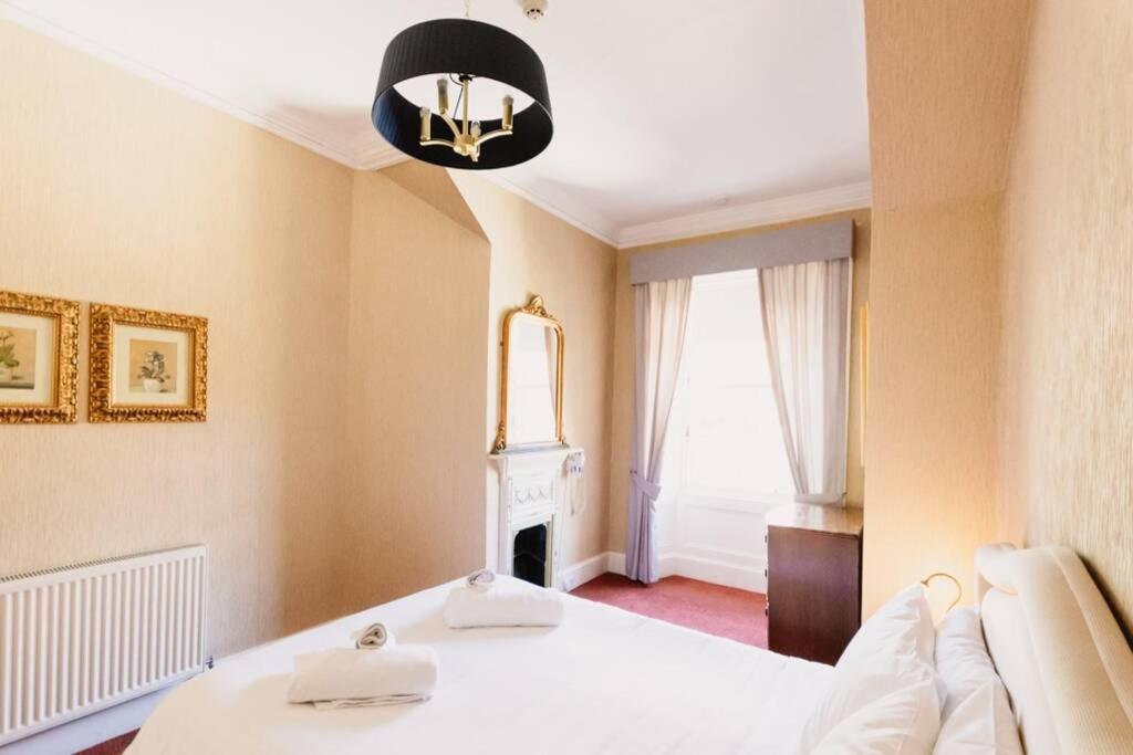 Wallace Apartment - A Unique Apartment In Countryside Park With Wifi And Access To Bar And Pool 珀斯 外观 照片