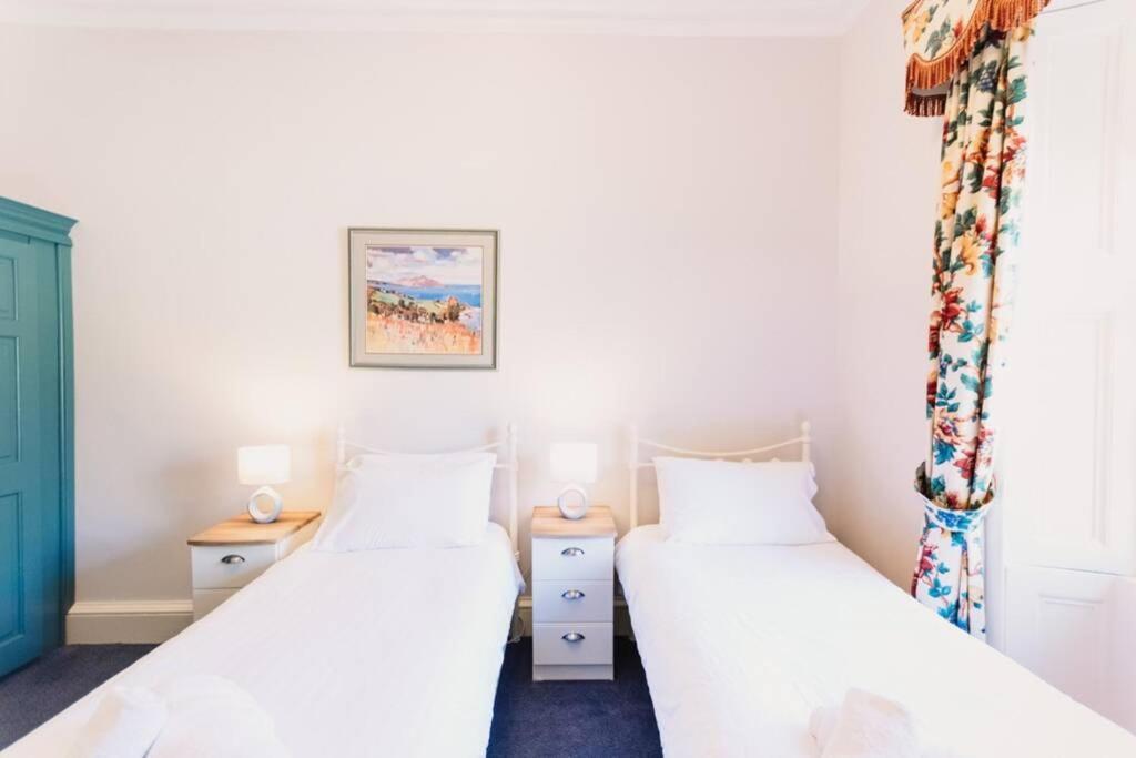 Wallace Apartment - A Unique Apartment In Countryside Park With Wifi And Access To Bar And Pool 珀斯 外观 照片