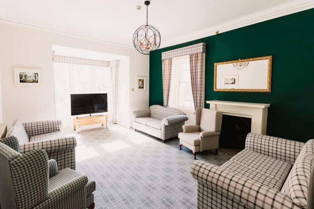 Wallace Apartment - A Unique Apartment In Countryside Park With Wifi And Access To Bar And Pool 珀斯 外观 照片